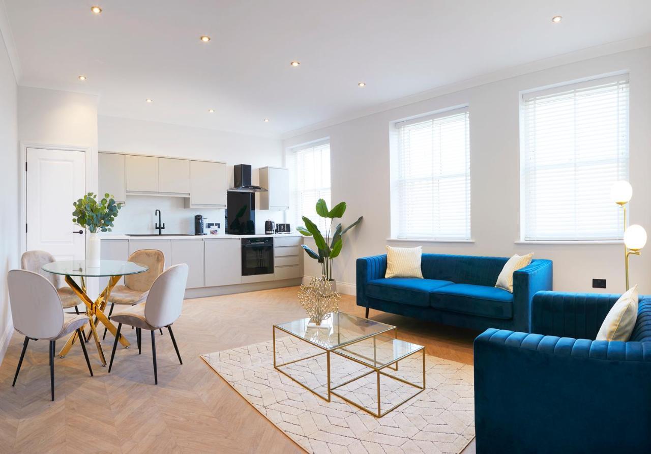 The Salisbury - Luxury By In Apartment *