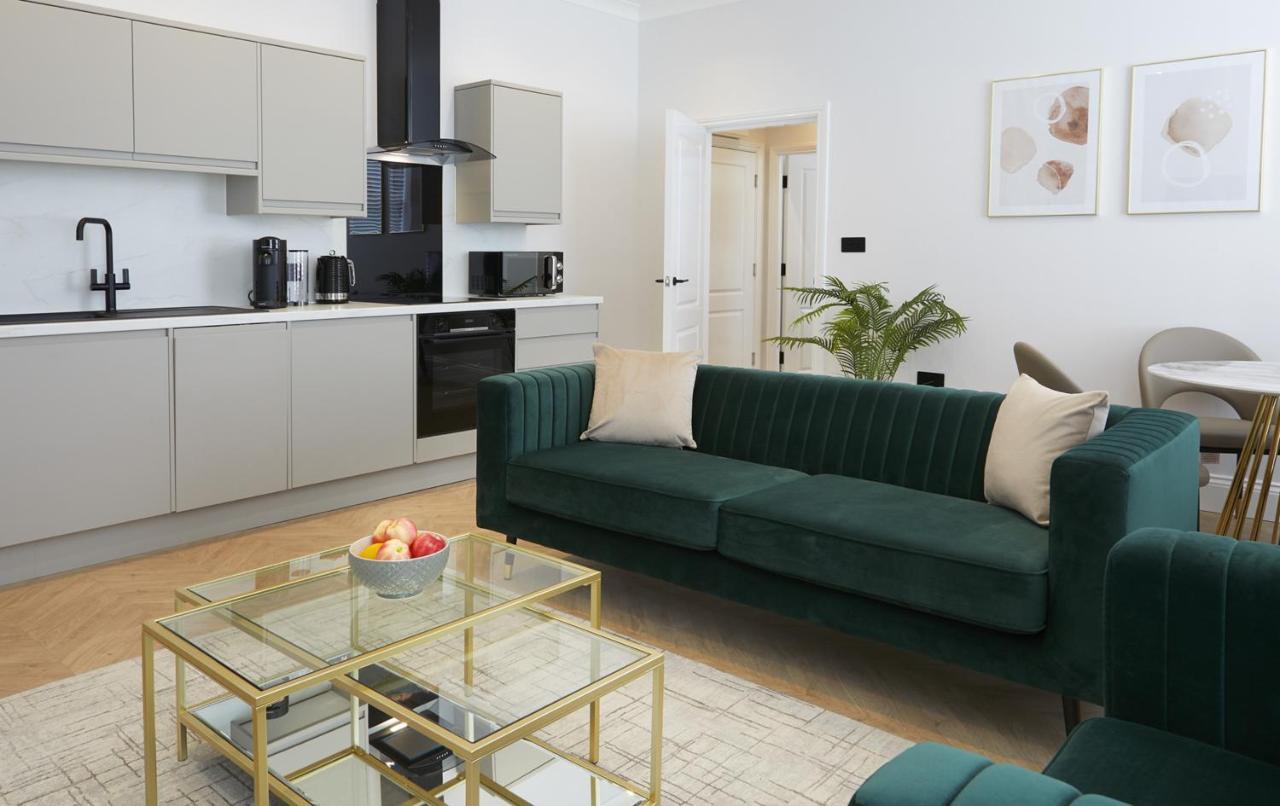 The Salisbury - Luxury By In Apartment *