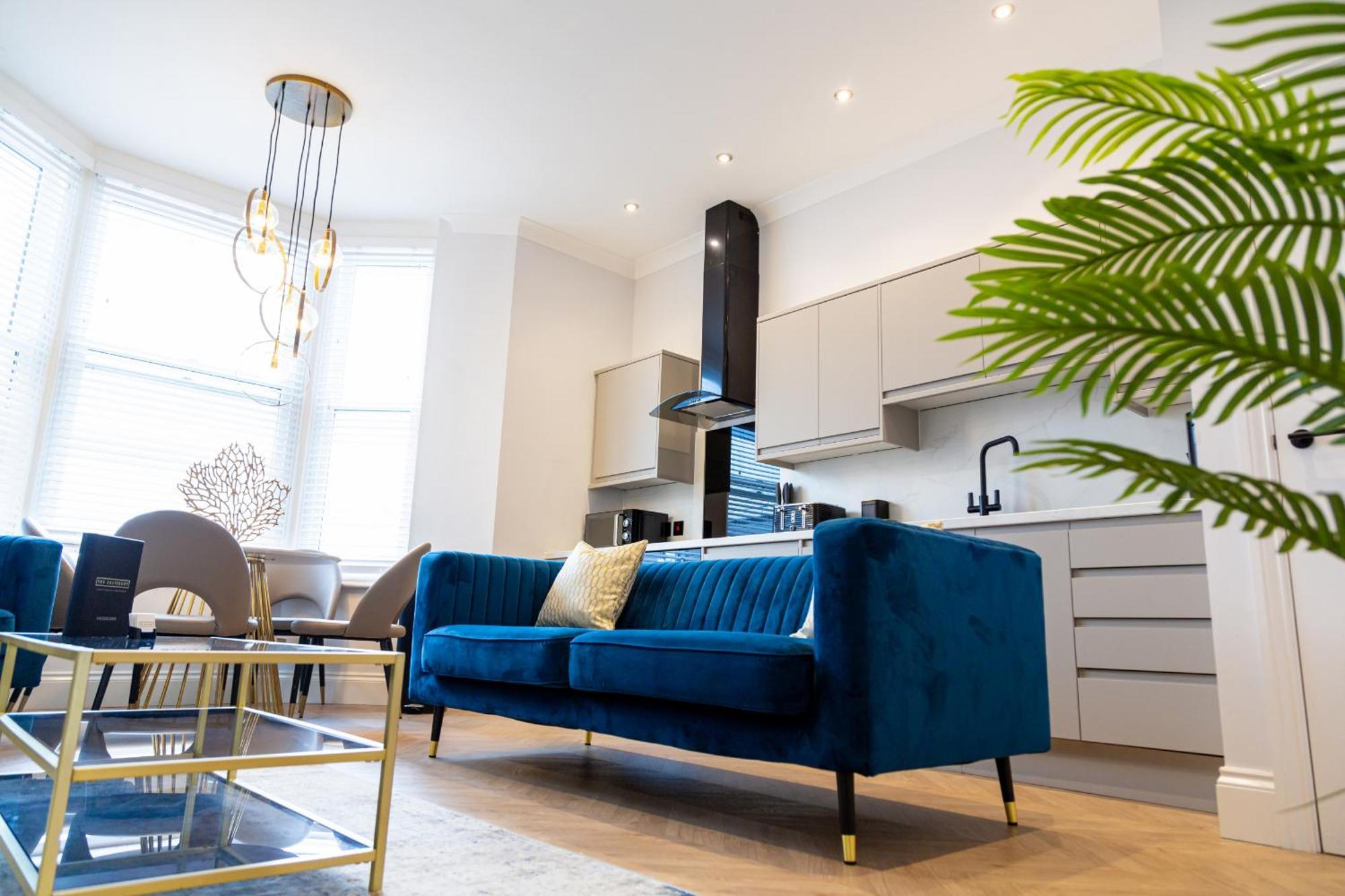 The Salisbury - Luxury By In Apartment *